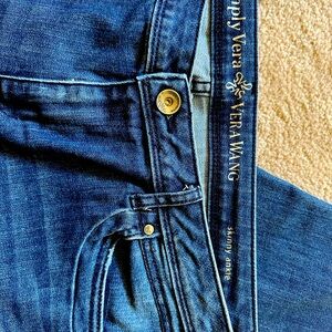 Vera Wang skinny ankle jeans size 16